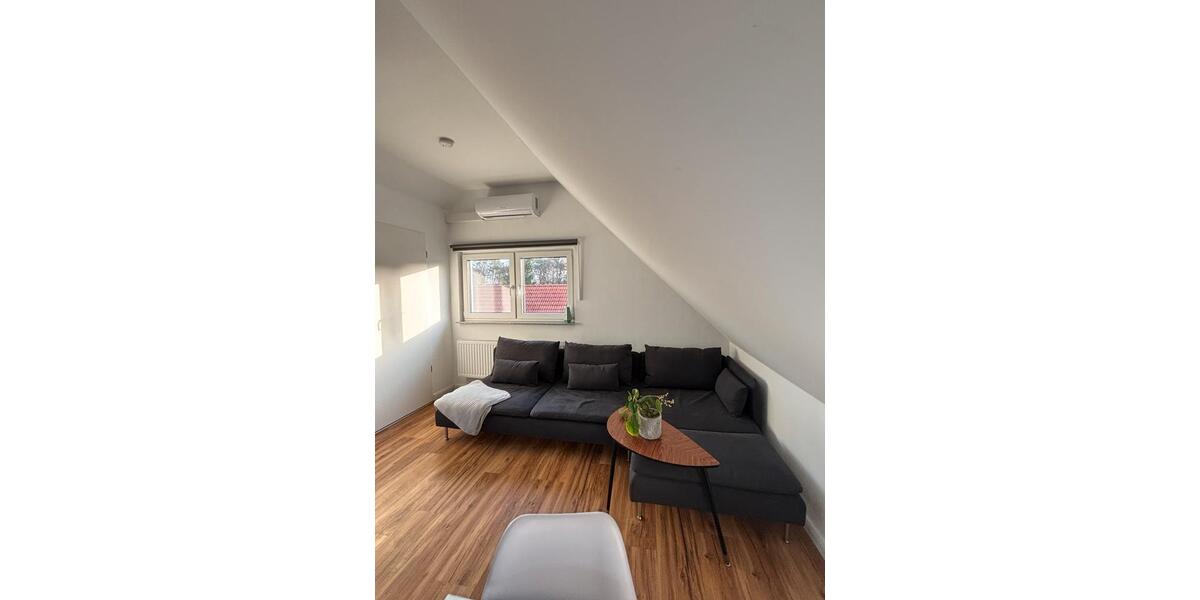 Dachgeschoßwohnung Berlin Treptow-Köpenick - 1 Zimmer, 37 m&sup2;, 950&euro; | Angebot:26236277