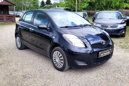 Toyota Yaris 155.000 km 3.990 &euro; Berlin 13127