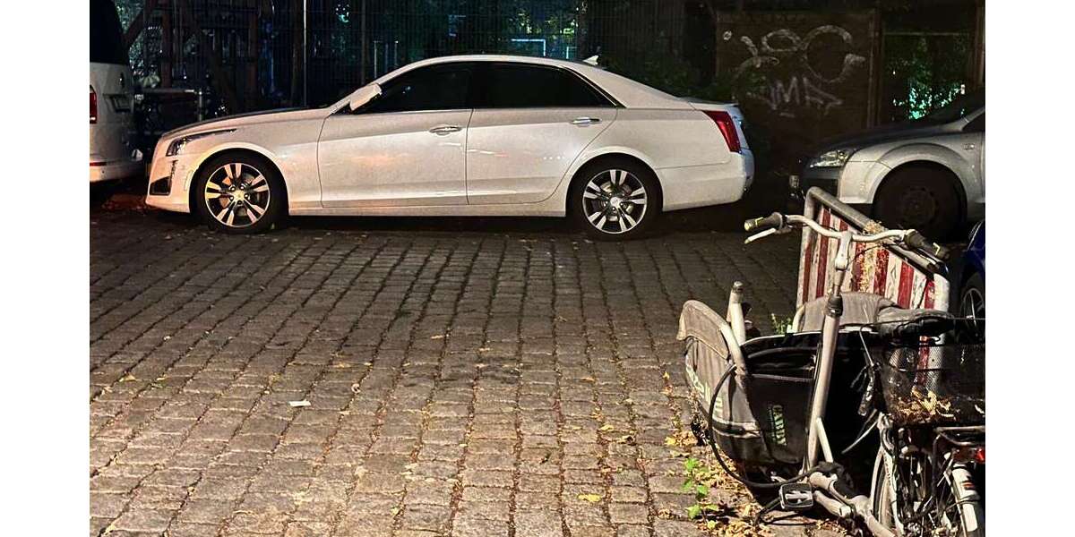 Cadillac CTS 103.000 km 24.999 € Berlin 14109