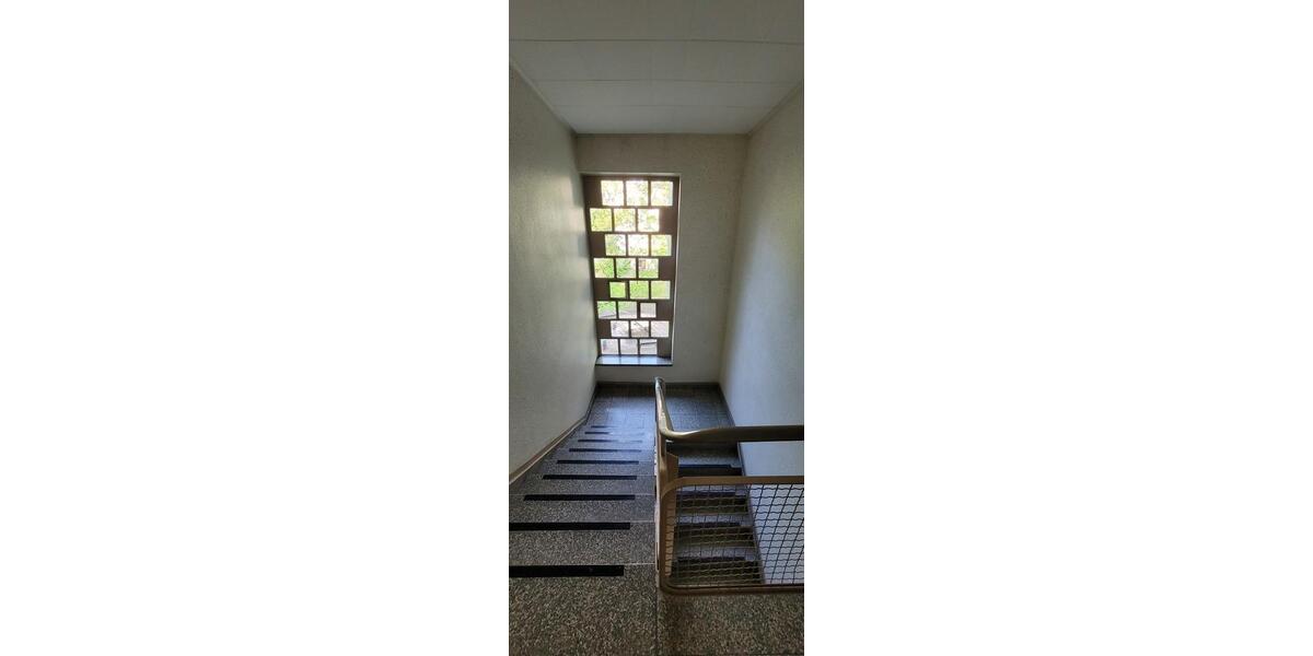 Etagenwohnung Berlin Charlottenburg-Wilmersdorf - 2.5 Zimmer, 70 m&sup2;, 250.000&euro; | Angebot:27036168
