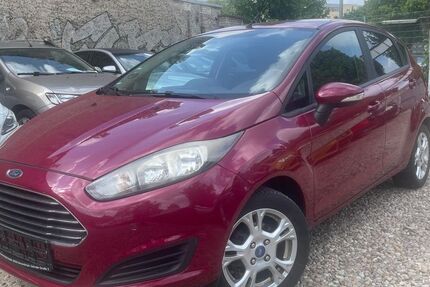 Ford Fiesta 178.000 km 4.950 &euro; Berlin 10245