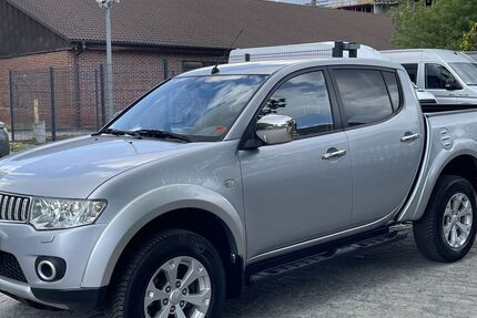 Mitsubishi L200 150.000 km 13.900 &euro; Berlin 12681