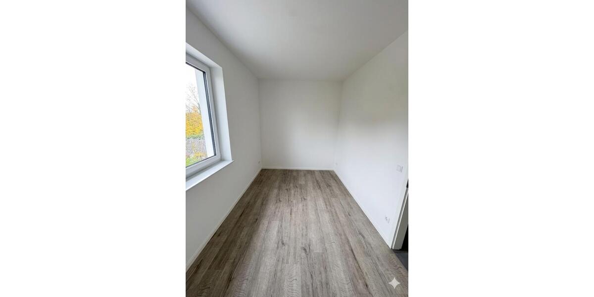 Etagenwohnung Rüdersdorf bei Berlin Hennickendorf - 5 Zimmer, 139 m&sup2;, 1.599&euro; | Angebot:26681689