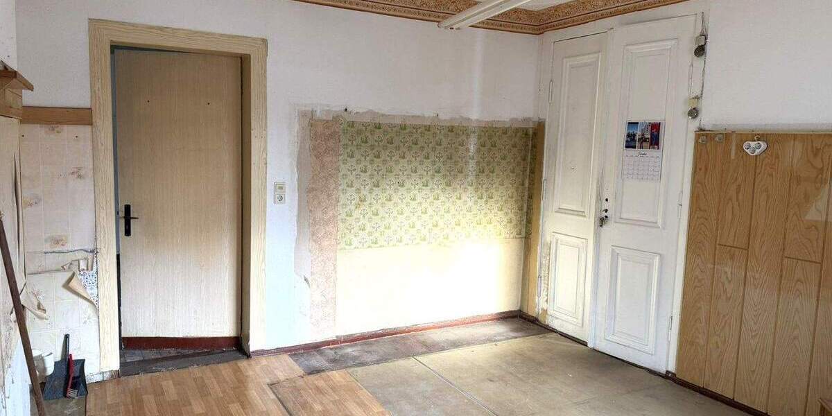 Einfamilienhaus zur vollständigen Sanierung in Bernau-Birkholzaue 3 zimmer