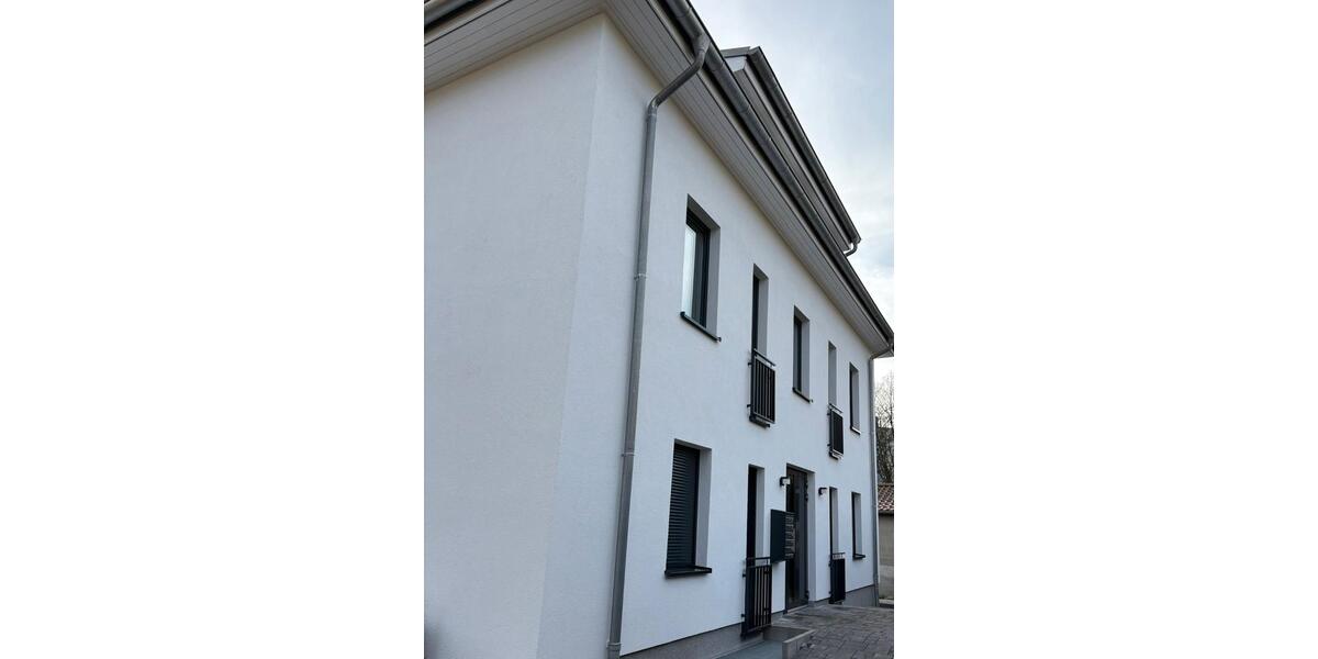 Dachgeschoßwohnung Berlin Reinickendorf - 2 Zimmer, 70 m&sup2;, 1.245&euro; | Angebot:26618728