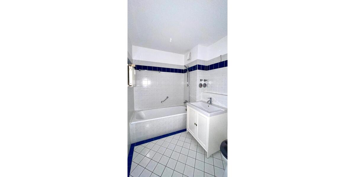 Etagenwohnung Berlin Rummelsburg - 3 Zimmer, 94 m&sup2;, 967&euro; | Angebot:26680878