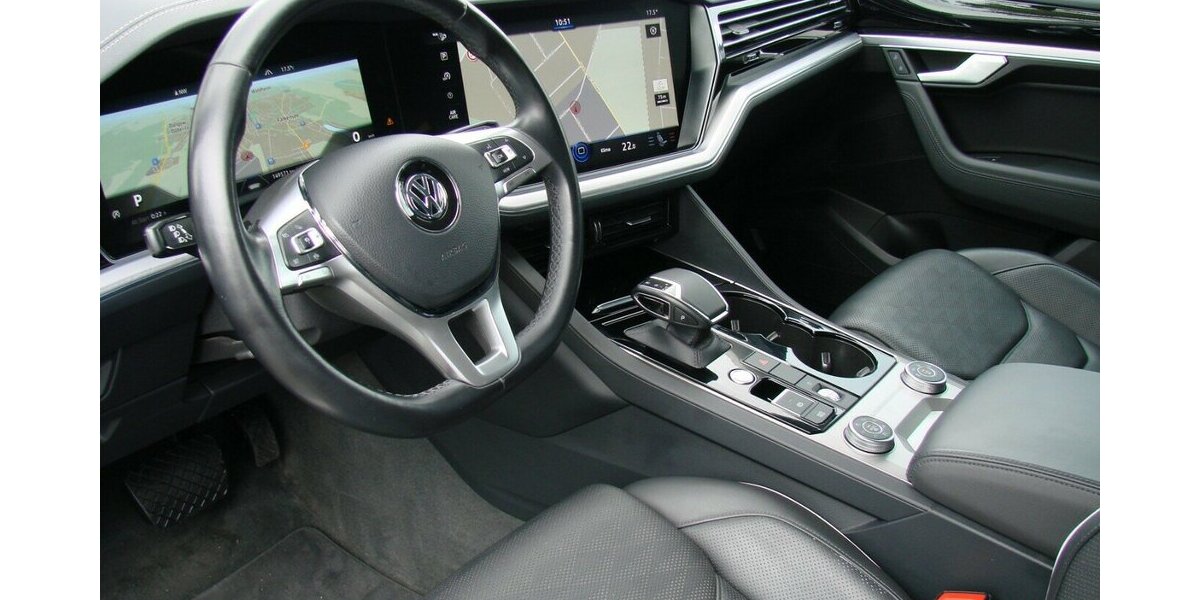 VW Touareg 3.0TDi Elegance 4Motion ACC Luftfederung I 149.571 km 32.980 &euro; Falkensee 14612