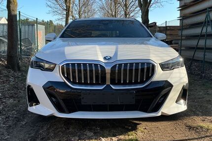 BMW 530 11.500 km 52.900 &euro; Mittenwalde 15749