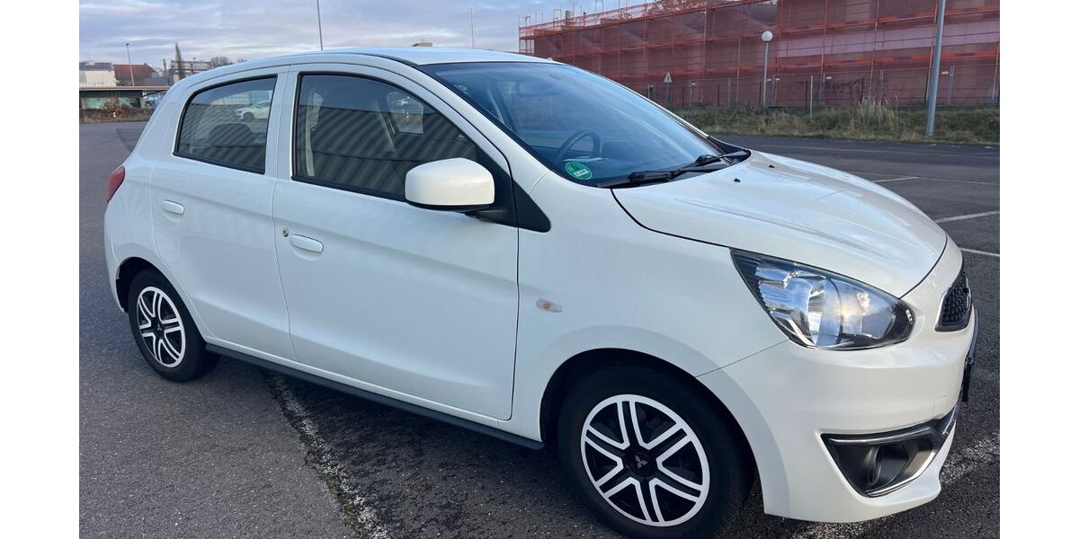 Mitsubishi Space Star 63.000 km 3.990 &euro; Berlin 12057