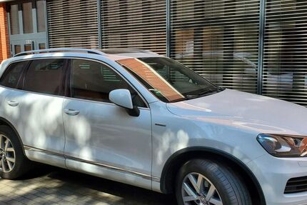 VW Touareg 165.000 km 15.900 &euro; Berlin 14167