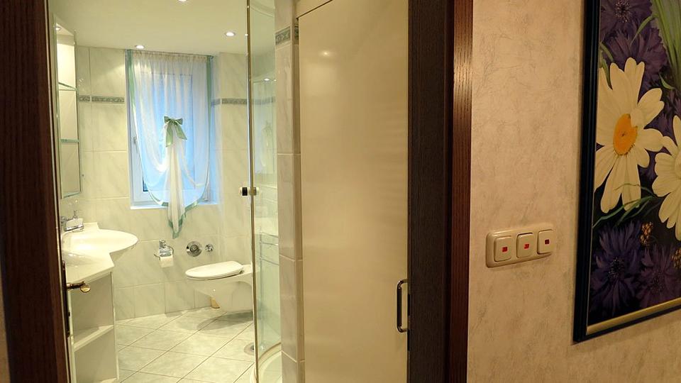 Etagenwohnung Berlin Spandau - 3 Zimmer, 75 m&sup2;, 450.000&euro; | Angebot:25993996