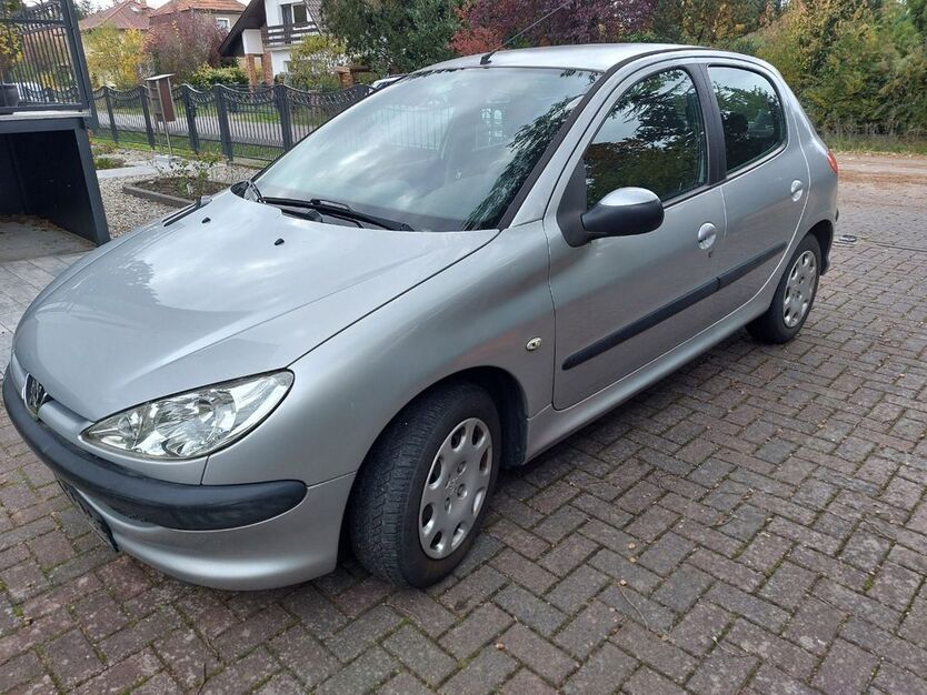 Peugeot 206 118.000 km 1.100 € Falkensee 14612