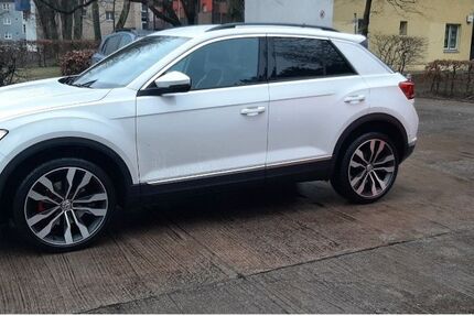VW T-Roc 140.000 km 18.900 &euro; Berlin 13507