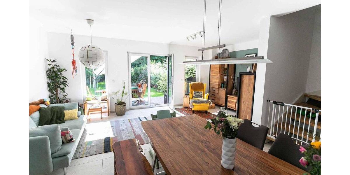 Reihenendhaus Berlin Spandau - 5 Zimmer, 151 m&sup2;, 2.790&euro; | Angebot:26527572