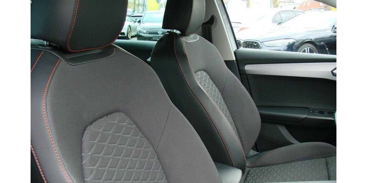 Seat Leon 1.5TSi Hybrid FR ACC LED Kamera 26.551 km 24.980 &euro; Falkensee 14612