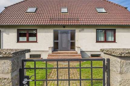 Haus zum Kaufen in Berlin Bohnsdorf 425.000 € 117.59 m² 4 zimmer