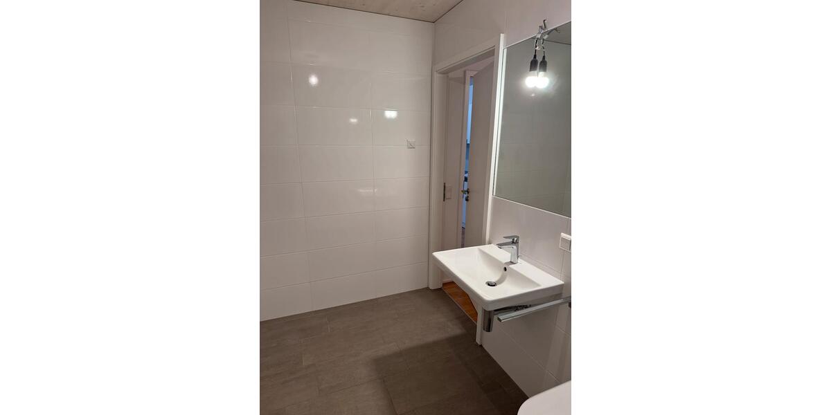 Erdgeschoßwohnung Berlin Charlottenburg-Wilmersdorf - 3 Zimmer, 74 m&sup2;, 1.900&euro; | Angebot:24879154