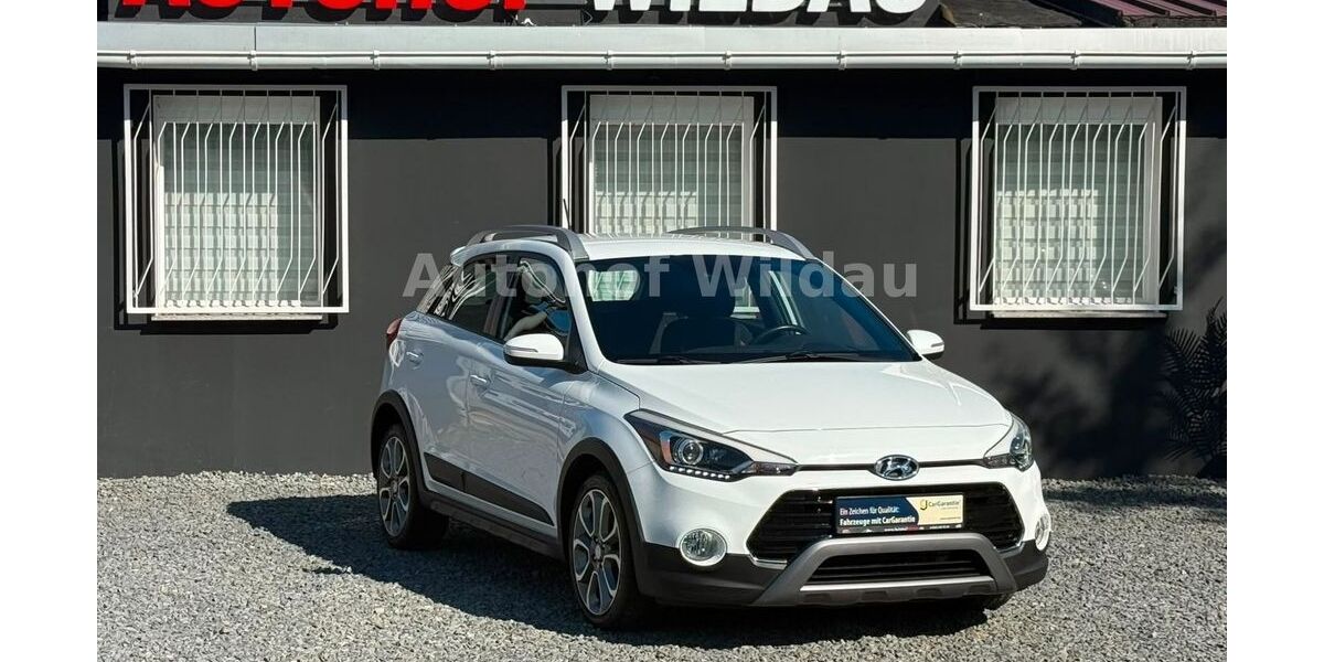 Hyundai i20 86.496 km 9.990 &euro; Wildau 15745