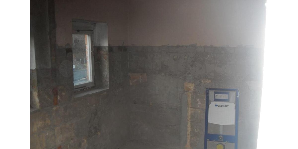 Einfamilienhaus - 5 Zimmer, 130 m&sup2;, 49.000&euro; | Angebot:25987354