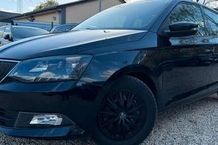 Skoda Fabia 121.646 km 9.490 &euro; Großbeeren 14979