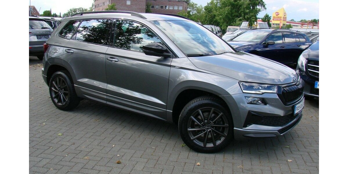 Skoda Karoq 1.5TSI Sportline ACC Kamera LED 45.047 km 27.980 &euro; Falkensee 14612