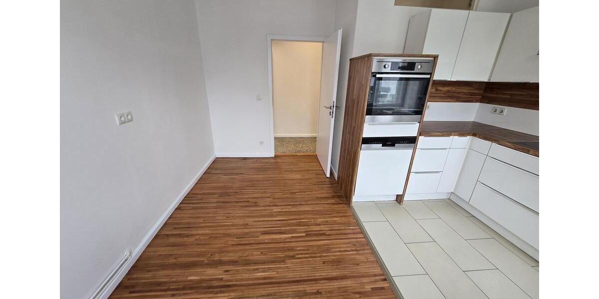 Etagenwohnung Teltow - 4.5 Zimmer, 114 m&sup2;, 1.760&euro; | Angebot:26416077