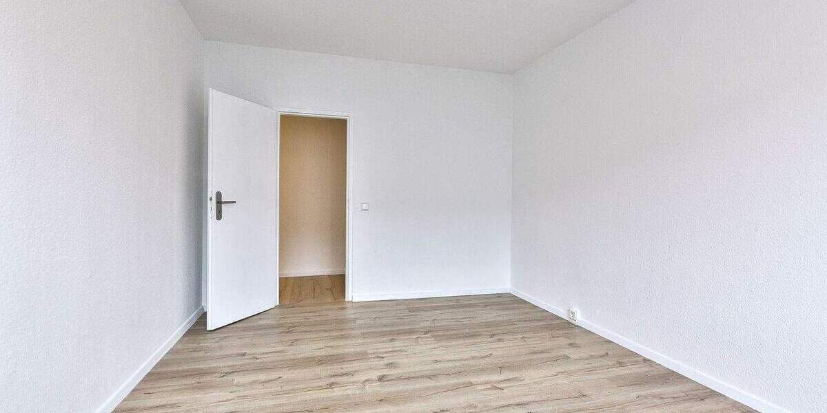 Etagenwohnung Berlin Neu-Hohenschönhausen - 3 Zimmer, 70 m&sup2;, 234.000&euro; | Angebot:25700525