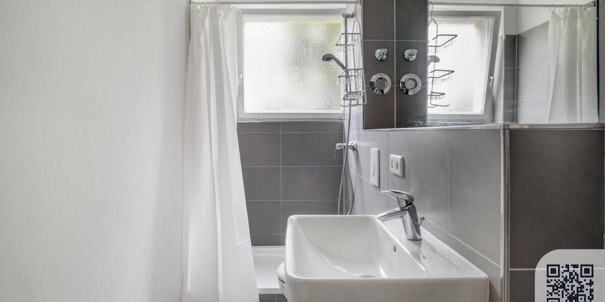 Etagenwohnung Berlin Charlottenburg - 3 Zimmer, 63 m&sup2;, 1.670&euro; | Angebot:26032809