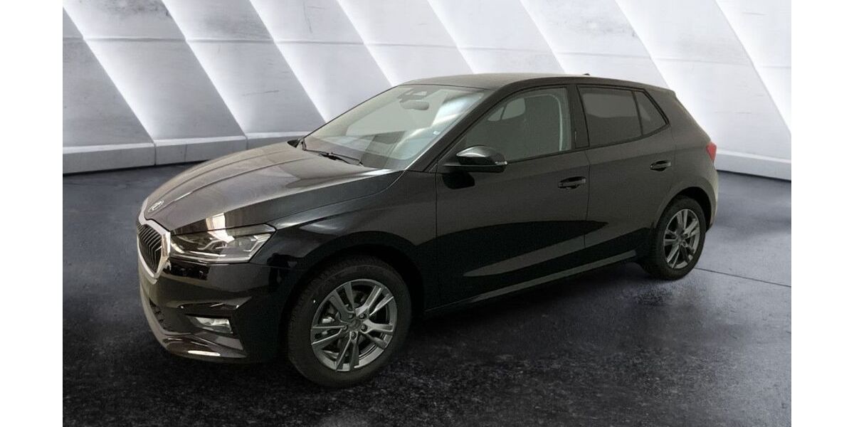 Skoda Fabia 9.990 km 26.990 &euro; Schönefeld 12529