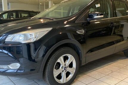 Ford Kuga 99.000 km 7.450 &euro; Berlin 12349