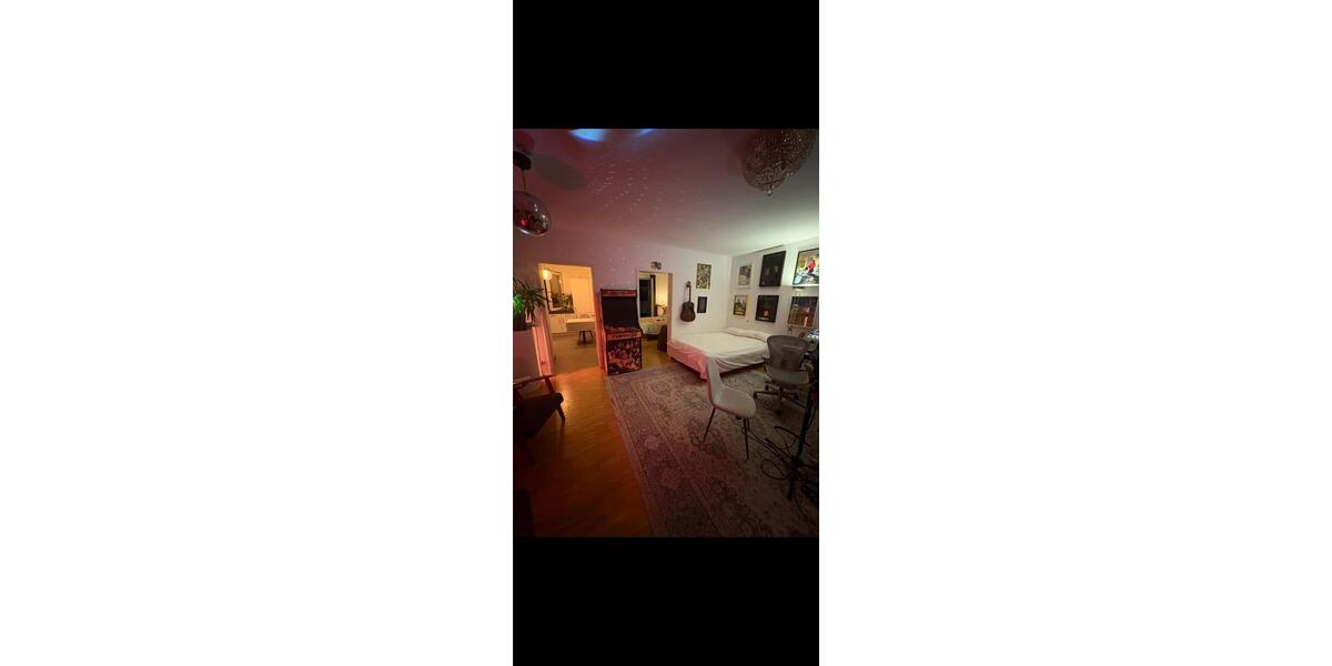 Dachgeschoßwohnung Berlin Friedrichshain-Kreuzberg - 2 Zimmer, 74 m&sup2;, 1.700&euro; | Angebot:26367934