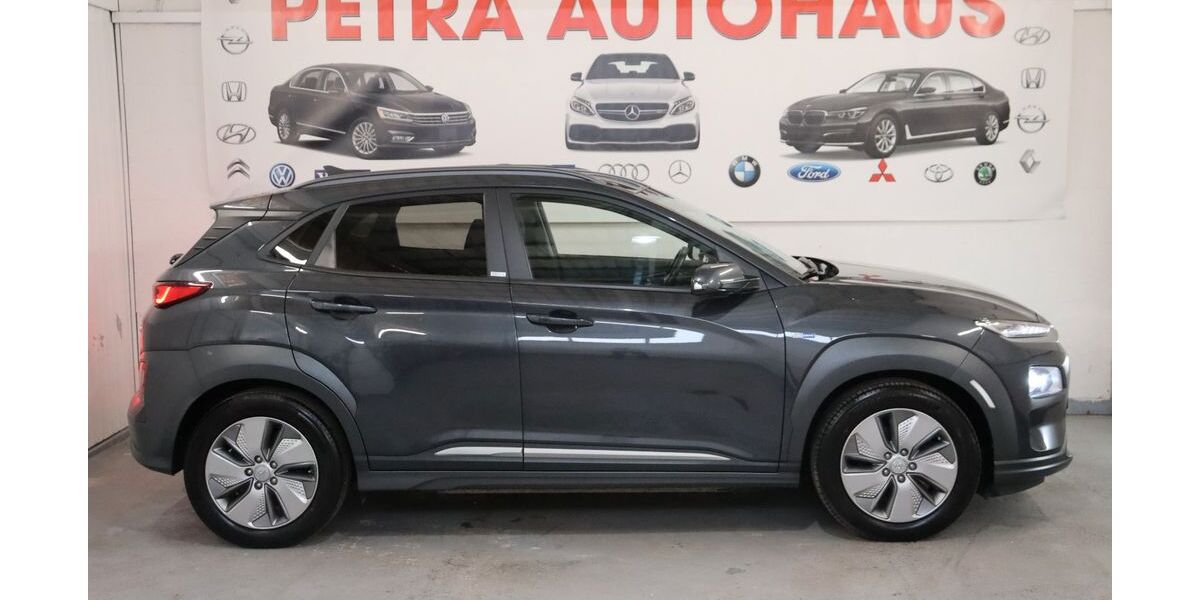 Hyundai KONA 60.000 km 20.699 &euro; Berlin 12099
