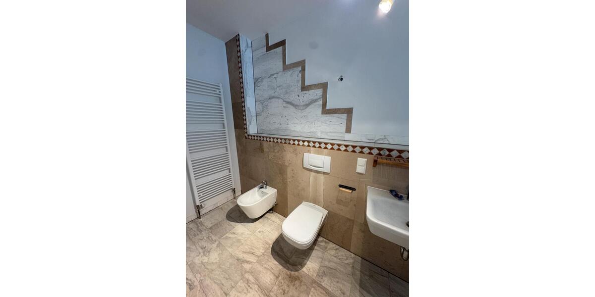Etagenwohnung Berlin Treptow-Köpenick - 4 Zimmer, 145 m&sup2;, 2.899&euro; | Angebot:26680876