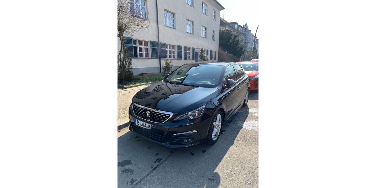 Peugeot 308 118.000 km 14.700 &euro; Berlin 12359