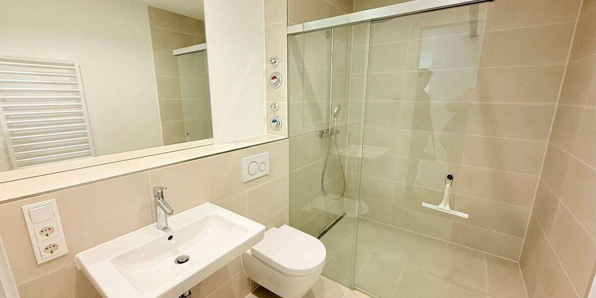 Etagenwohnung Berlin Tiergarten - 2 Zimmer, 60 m&sup2;, 1.380&euro; | Angebot:25939483