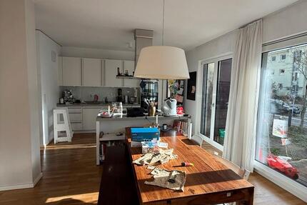 Wohnung Berlin Steglitz-Zehlendorf - 4 Zimmer, 125 m&sup2;, 2.250&euro; | Angebot:25943202