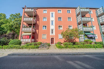 Attraktive 3,5-Zimmer-Wohnung mit Balkon und Stellplatz in begehrter Wohnlage von Berlin-Spandau 3 zimmer