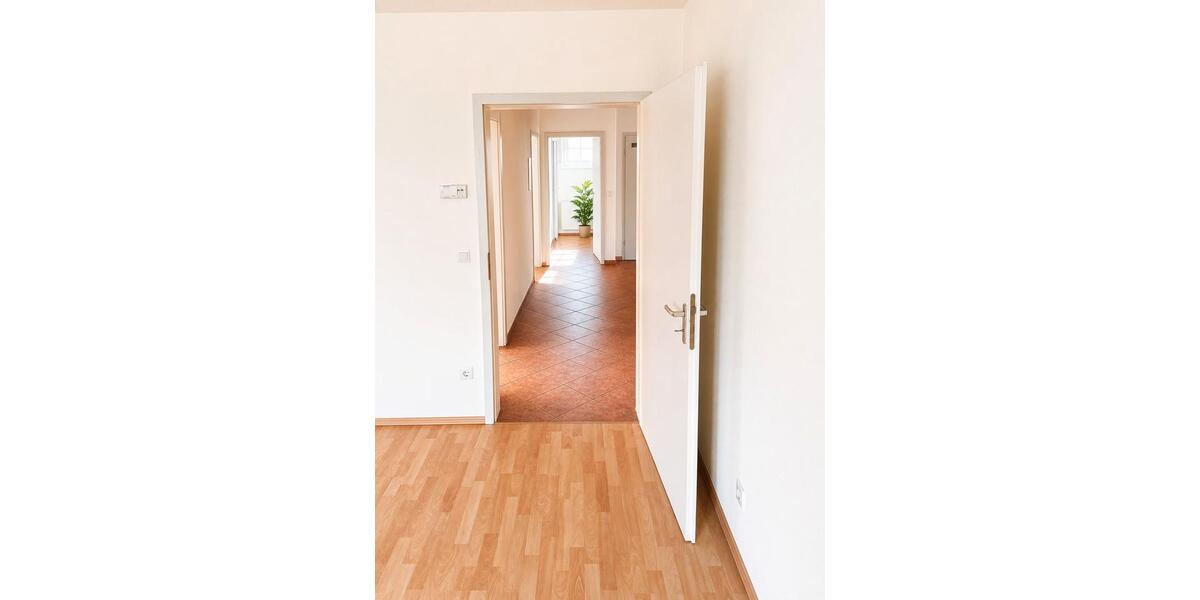 Einfamilienhaus Oranienburg - 6 Zimmer, 220 m&sup2;, 680.000&euro; | Angebot:27015966