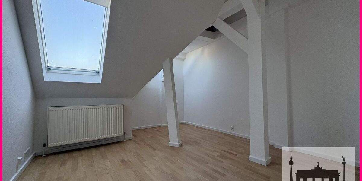 Etagenwohnung Berlin Friedrichshain - 3 Zimmer, 90 m&sup2;, 1.499&euro; | Angebot:24727143