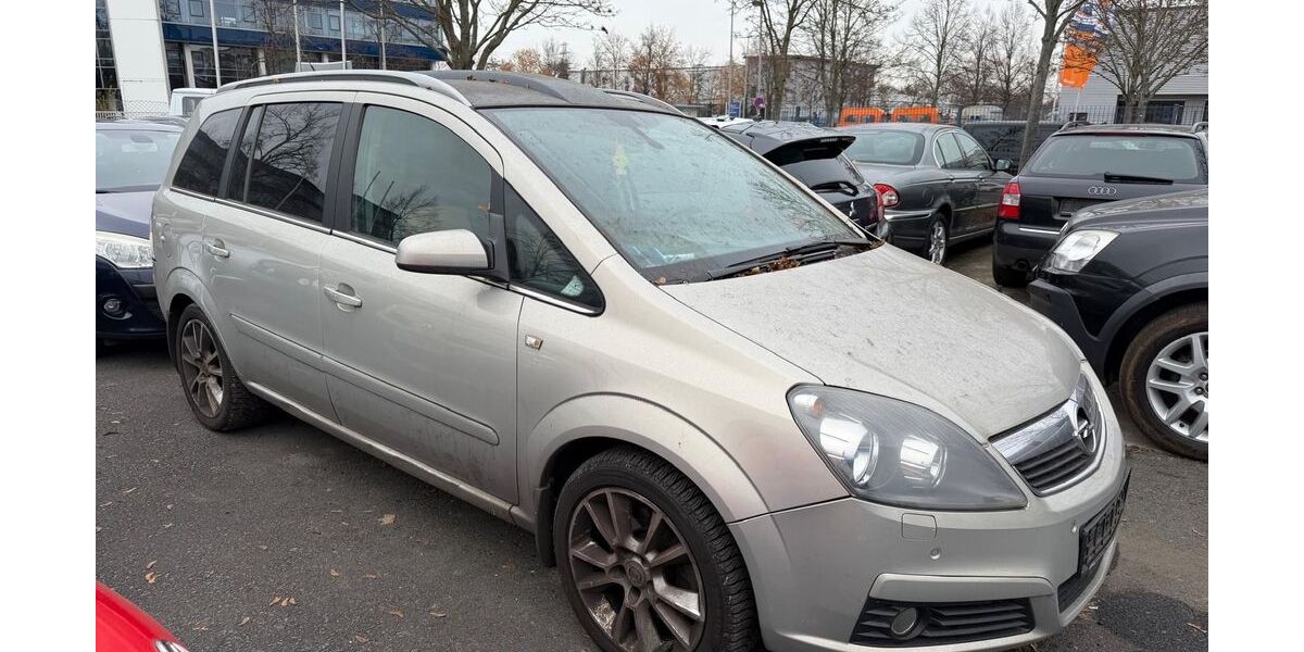 Opel Zafira 175.000 km 1.990 &euro; berlin 12681