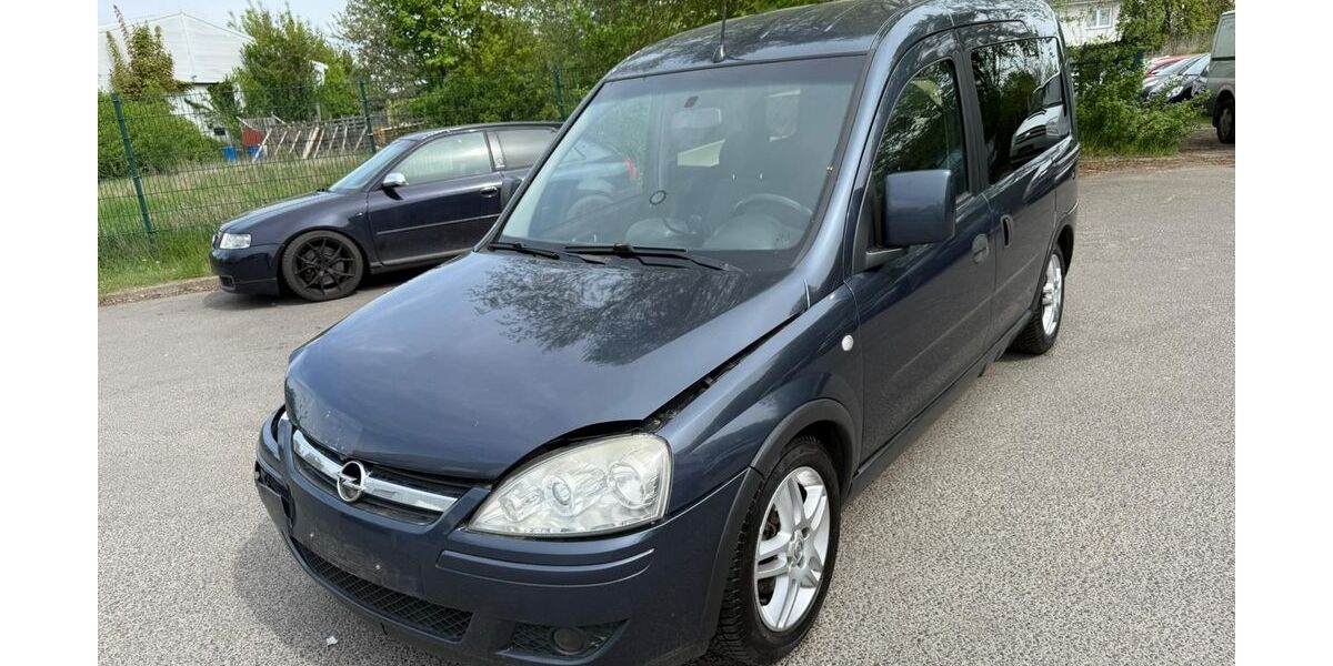 Opel Combo 260.000 km 1.399 &euro; Berlin 12681