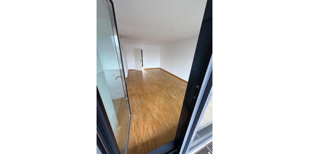 Etagenwohnung Berlin Mitte - 2 Zimmer, 67 m&sup2;, 1.268&euro; | Angebot:26690099