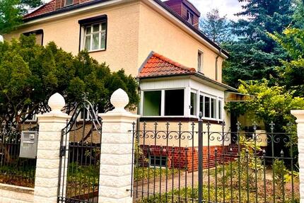 Haus Berlin Marzahn-Hellersdorf - 8 Zimmer, 230 m&sup2;, 690.000&euro; | Angebot:26276828