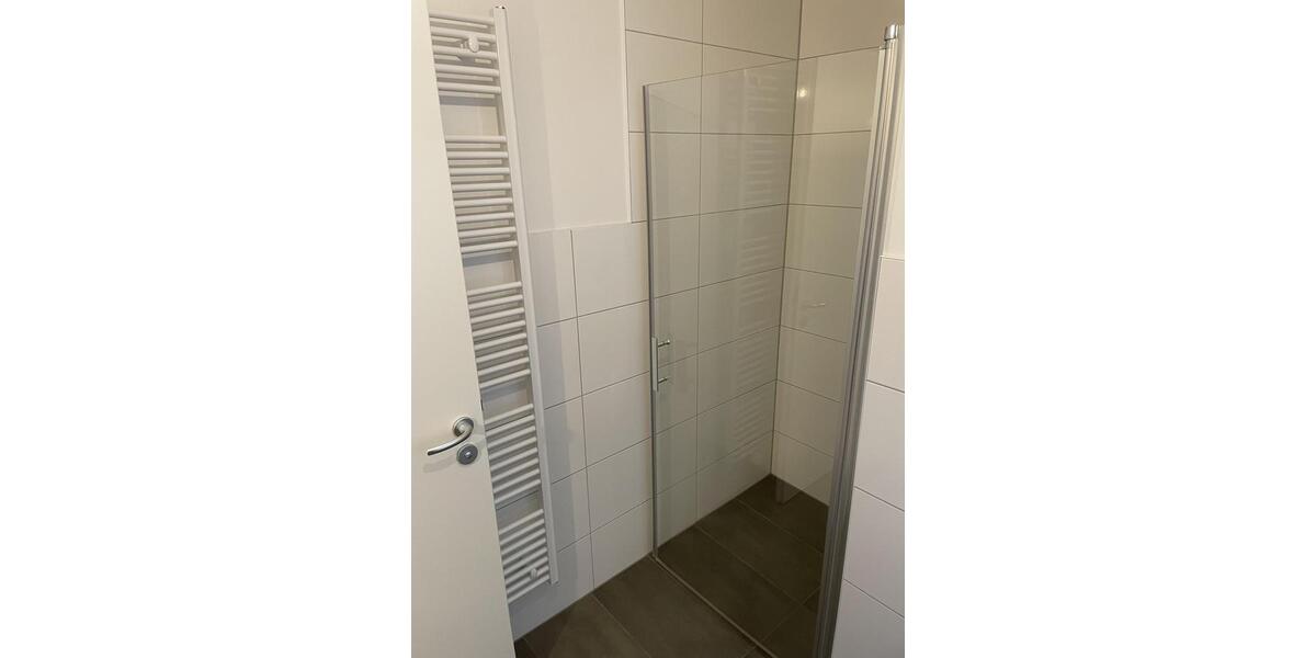 Doppelhaushälfte Schöneiche bei Berlin - 6 Zimmer, 140 m&sup2;, 2.500&euro; | Angebot:23971007