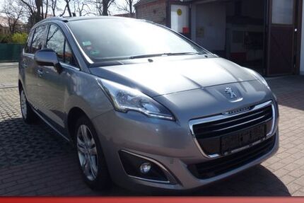 Peugeot 5008 118.223 km 12.480 &euro; Potsdam-Drewitz 14480