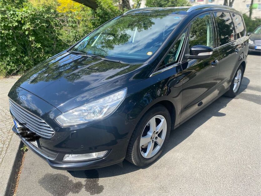 Ford Galaxy 237.000 km 10.399 € Berlin 12057