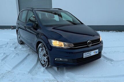 VW Touran 137.328 km 16.300 &euro; Berlin 13088