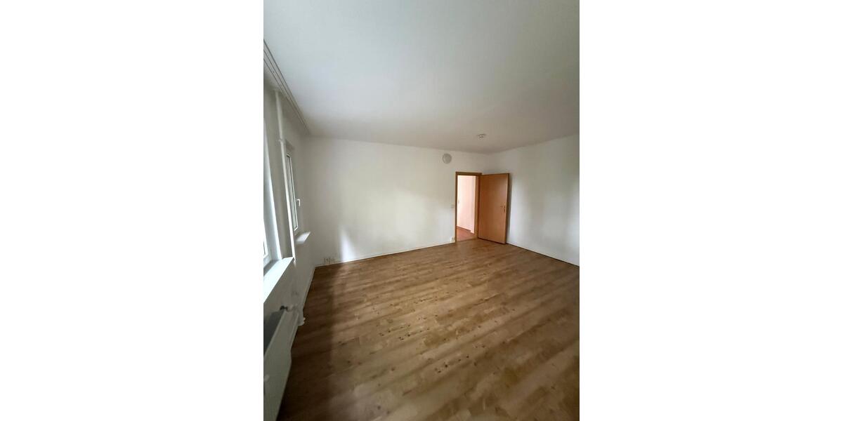Etagenwohnung Berlin Lichtenberg - 3 Zimmer, 75 m&sup2;, 850&euro; | Angebot:27686949