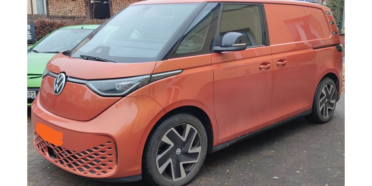 VW ID. Buzz 8.000 km 49.100 &euro; Berlin 13057