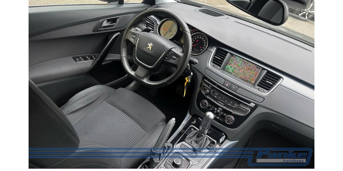 Peugeot 508 Active 1.6 EAT*HUD*SHZ*Xenon*NAV*PDC*BT* 98.186 km 8.980 &euro; Berlin 13187